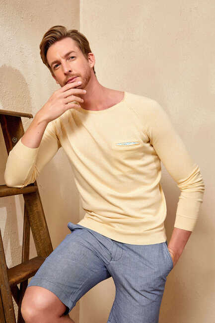 VINCENT ROUND NECK KNITWEAR - YELLOW
